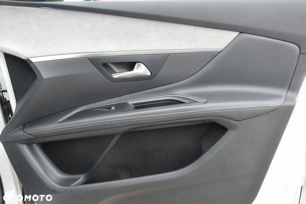 Peugeot 3008 BlueHDi 180 Stop & Start EAT6 GT - 25