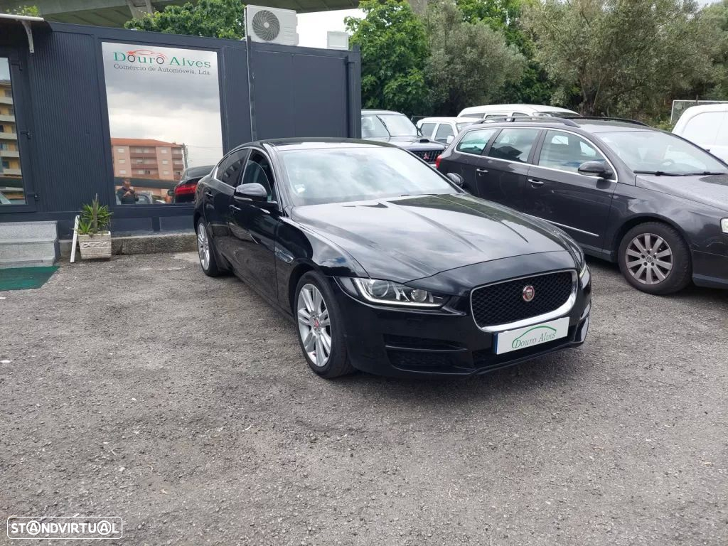Jaguar XE 2.0 D Portfolio Aut. - 2