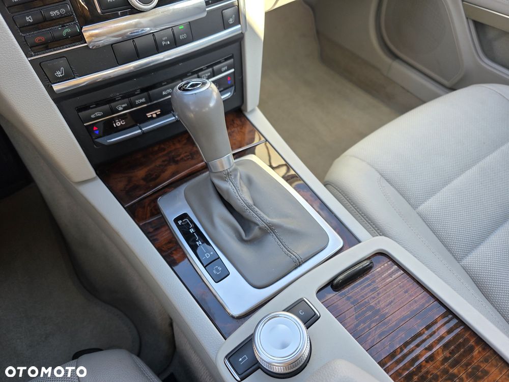 Mercedes-Benz Klasa E - 28