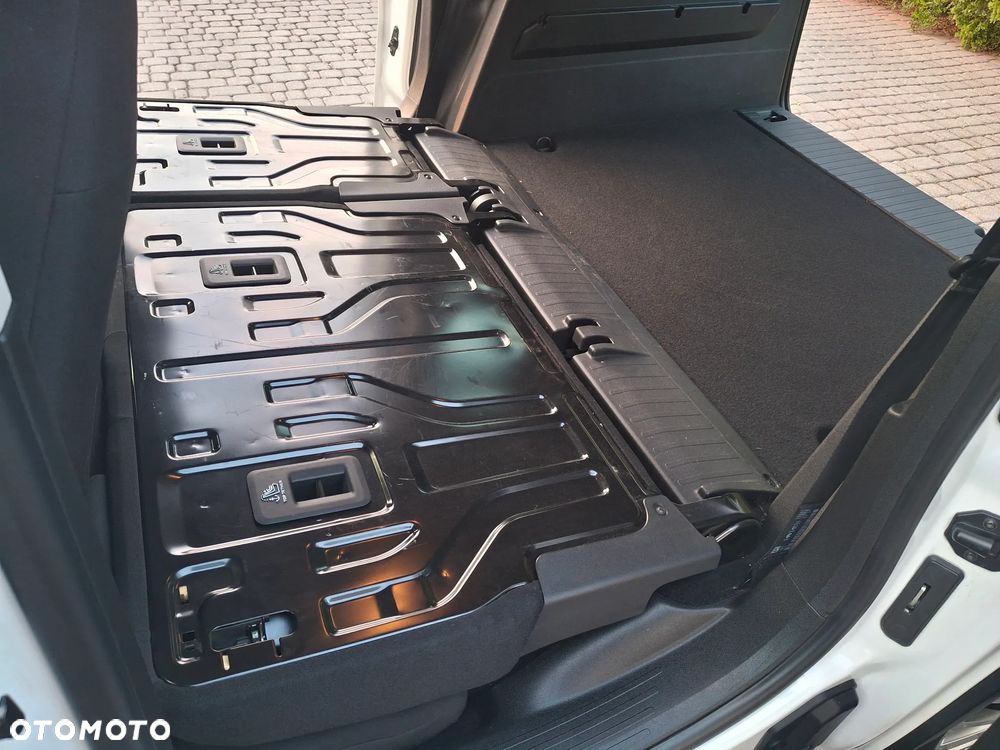 Peugeot Rifter Long 1.5 BlueHDI Active S&S - 28