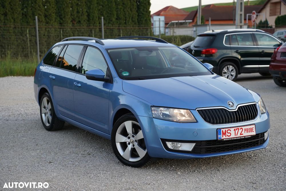 Skoda Octavia 2.0 TDI DSG Drive - 1