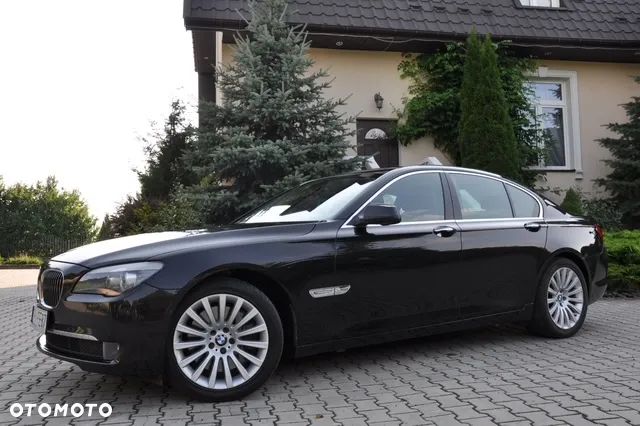 BMW Seria 7 750Li xDrive - 35