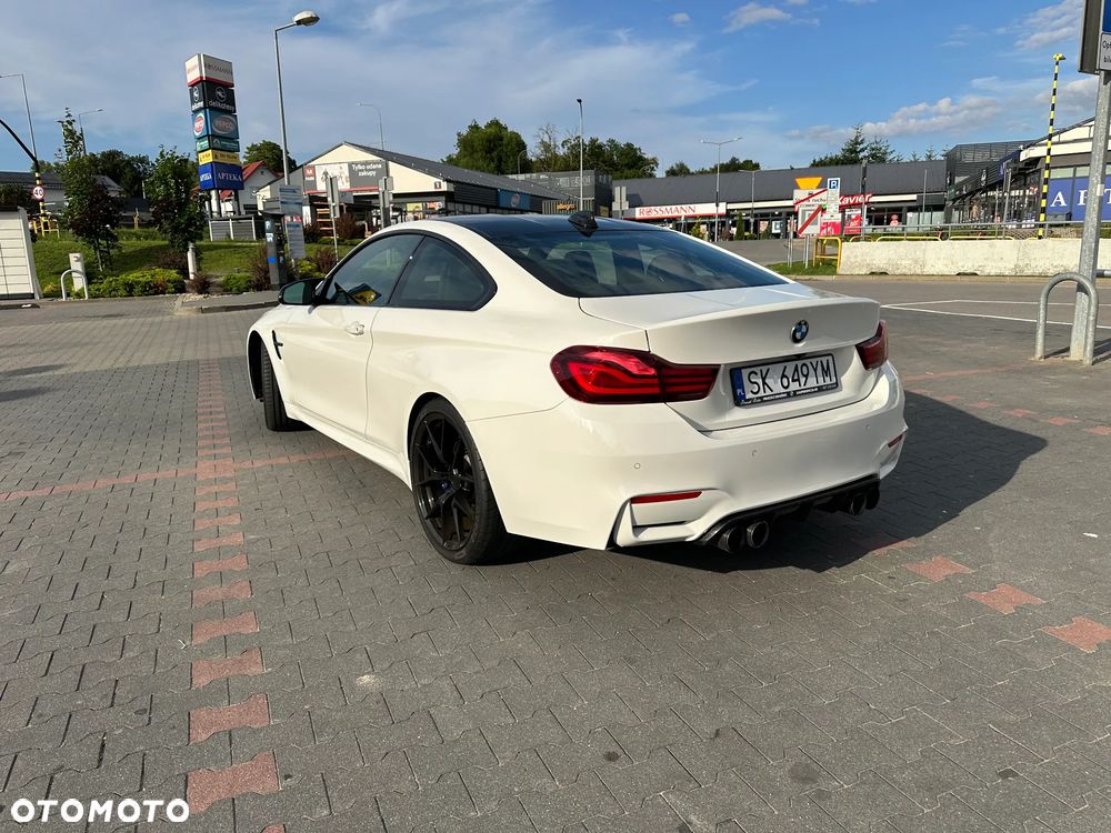 BMW M4 DKG - 3
