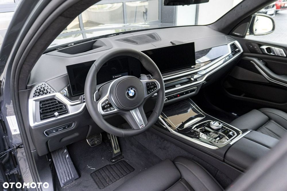 BMW X7 - 11
