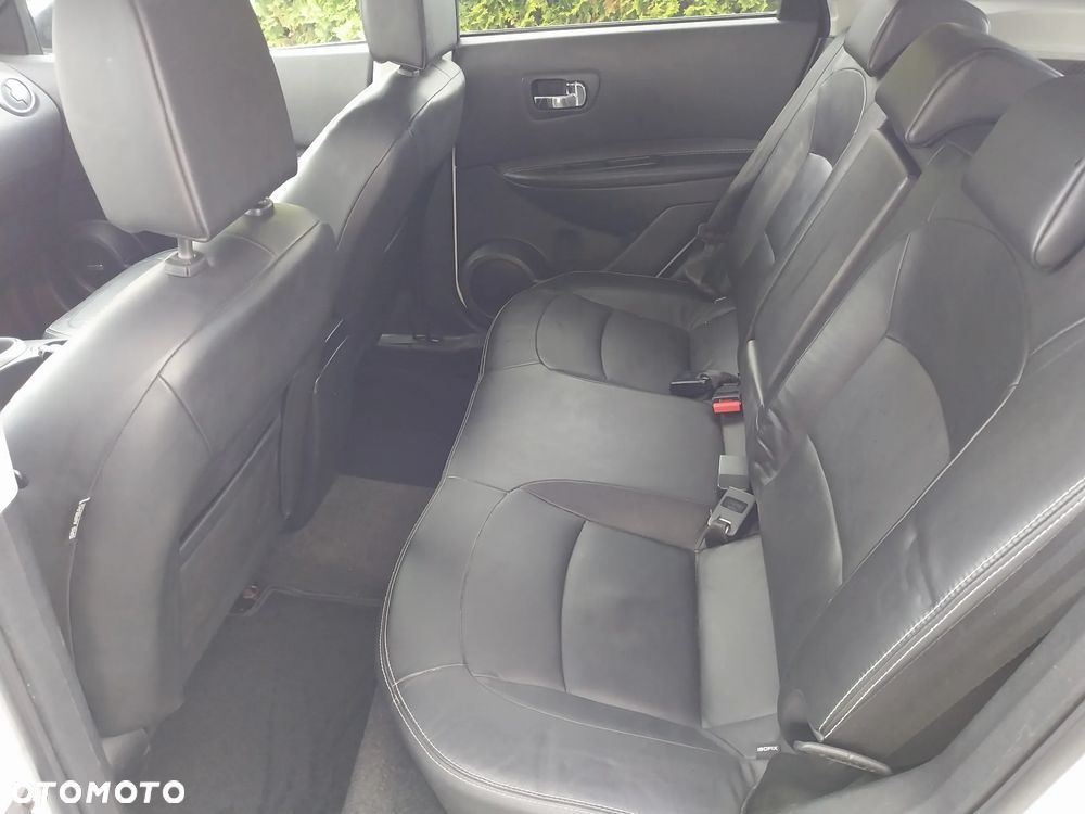 Nissan Qashqai 2.0 360 - 21