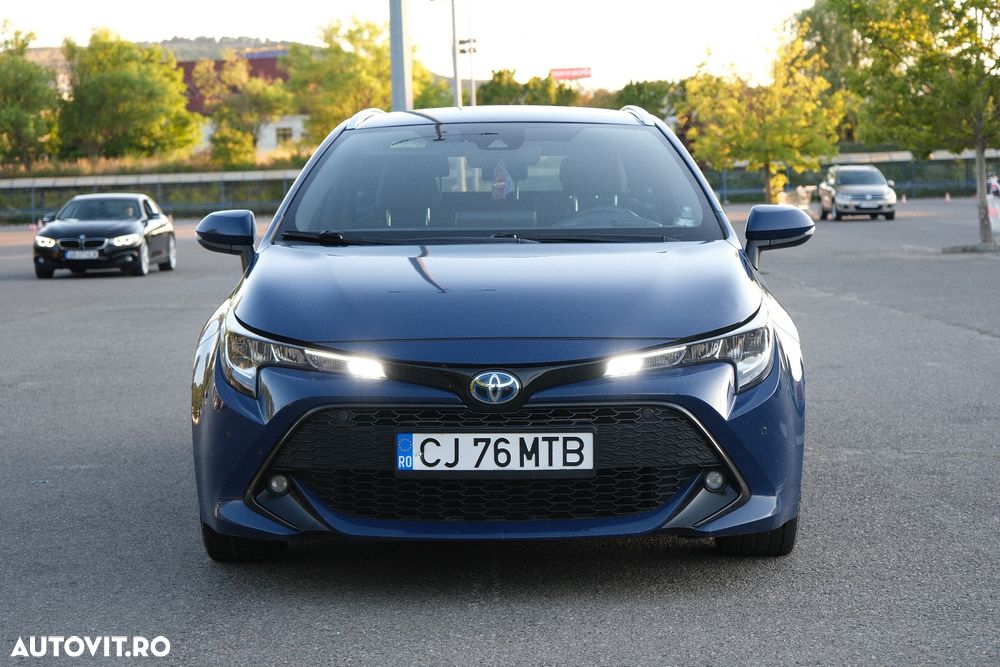 Toyota Corolla 1.8 HSD Business - 4