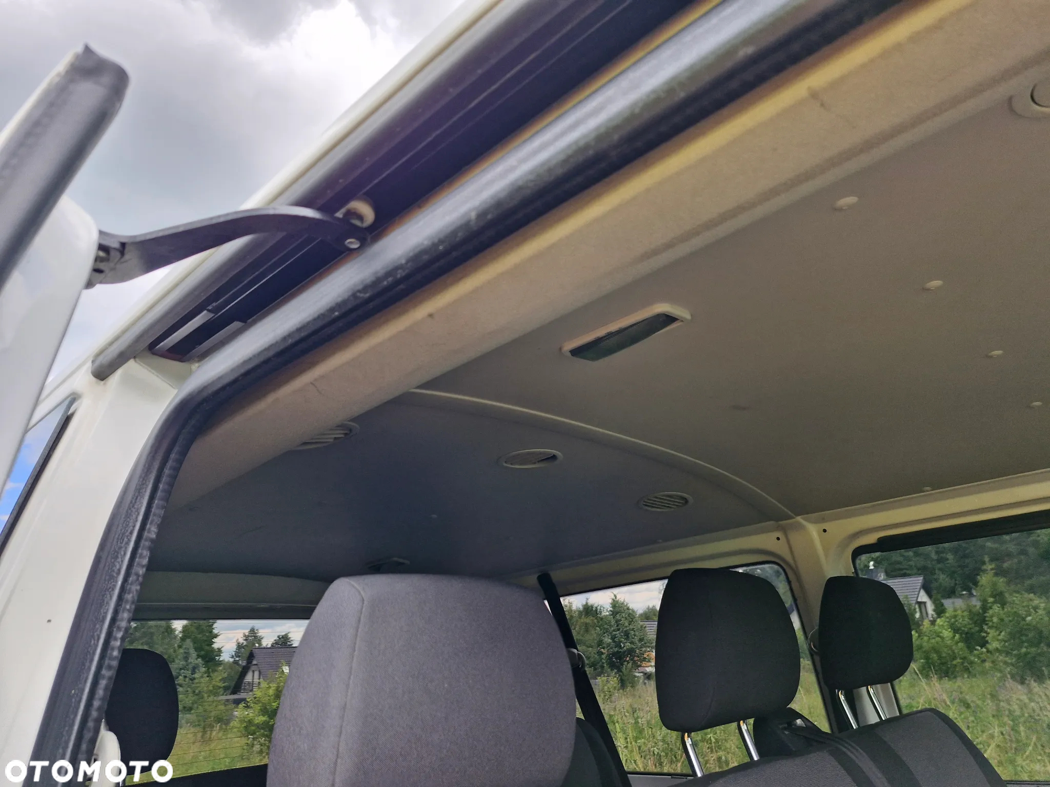 Volkswagen Transporter T6 TDI L2H1 - 19