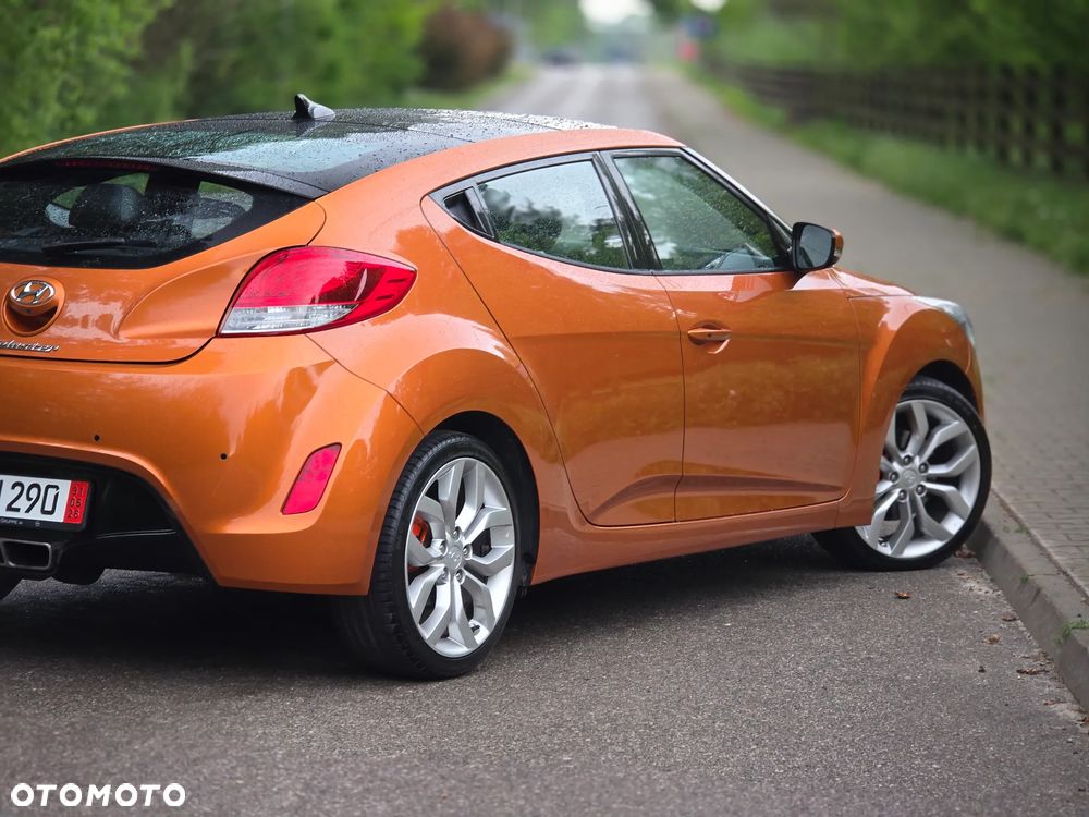 Hyundai Veloster 1.6 GDI Premium - 40