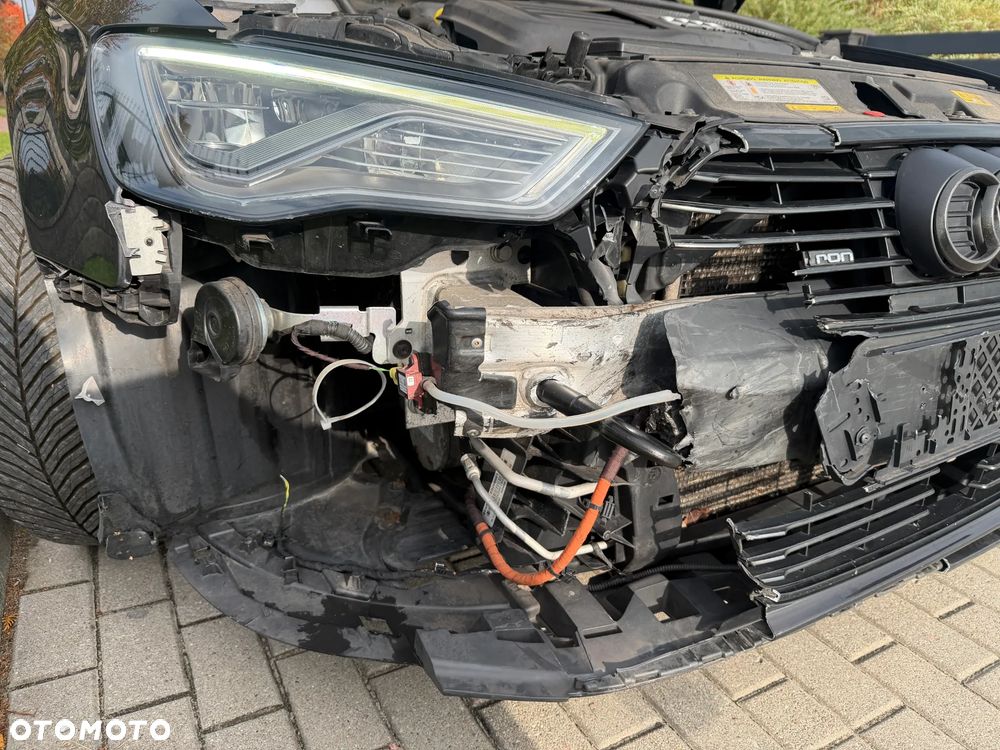 Audi A3 Sportback 1.4 TFSI e-tron S line Sportpaket - 28