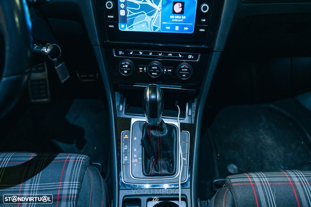 VW Golf - 10