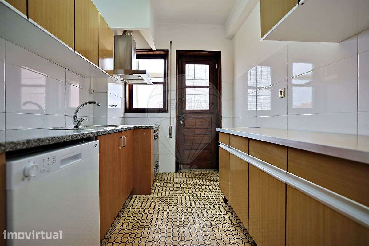 Apartamento T4 para arrendamento - Grande imagem: 4/17