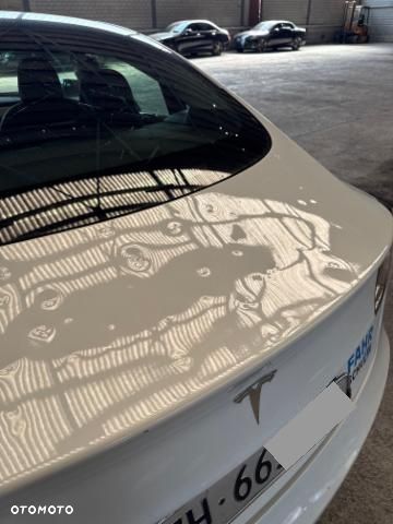 Tesla Model 3 Langstreckenbatterie Allradantrieb Dual Motor - 12