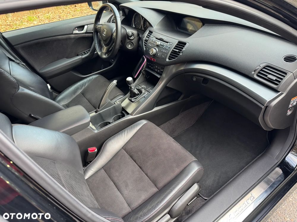 Honda Accord 2.4 Type-S - 12