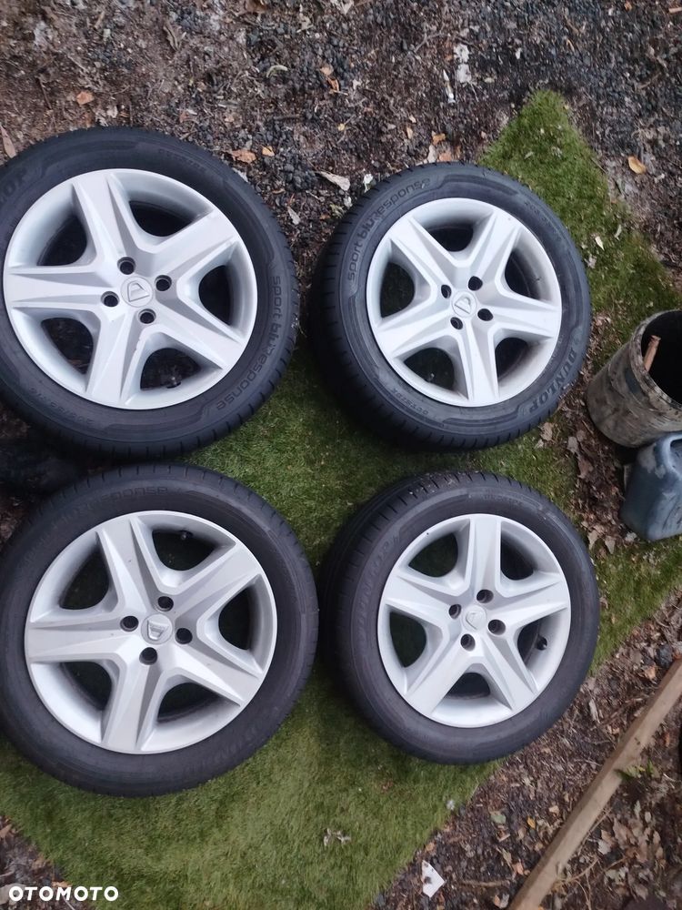 Koła do Dacia Logan Renault Clio 4x100 6jx16 ET37 oryginał z kołpakami 4 x95% bieznika - 1