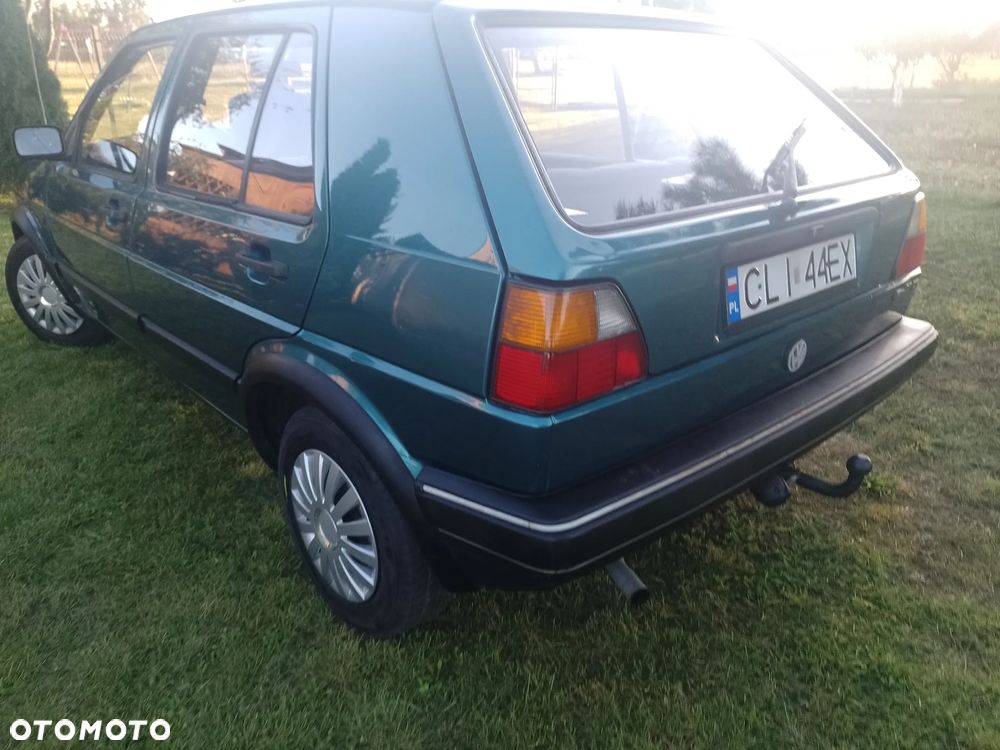 Volkswagen Golf 1.3 - 7