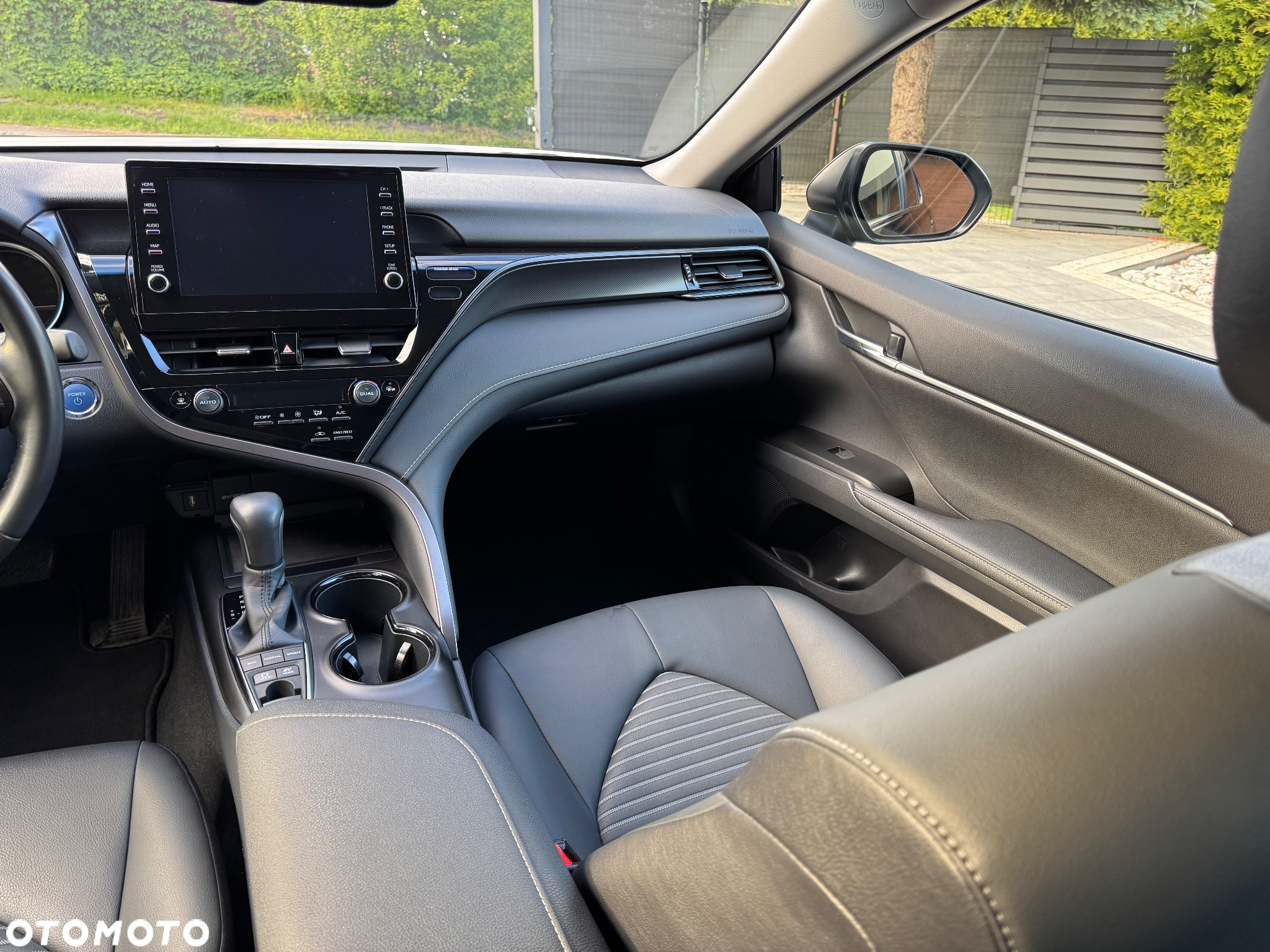 Toyota Camry 2.5 Hybrid Prestige CVT - 21
