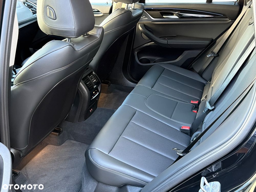 BMW X3 xDrive30e Luxury Line sport - 35