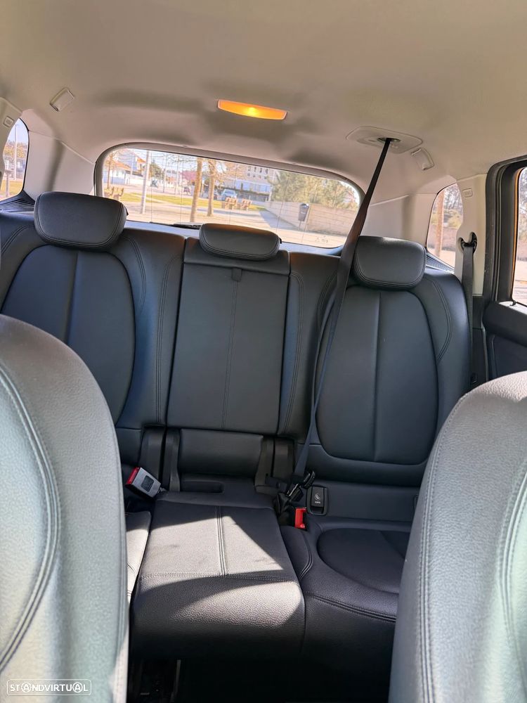 BMW 216 Gran Tourer d Luxury Line - 25