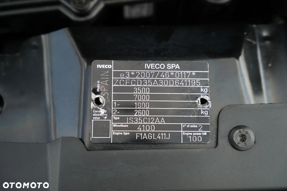 Iveco DAILY 35-140 / KONTENER 4,3 M / HI -MATIC / BLIŹNIAK  / ROLETA / SPROWADZONY - 38