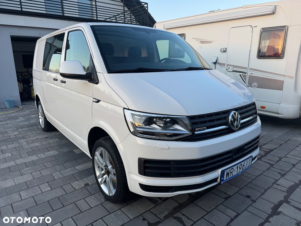 Volkswagen Transporter - 1
