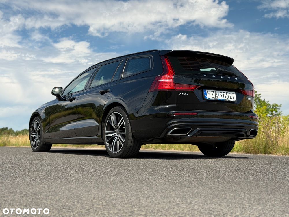Volvo V60 T8 AWD Twin Engine Geartronic R-Design - 6