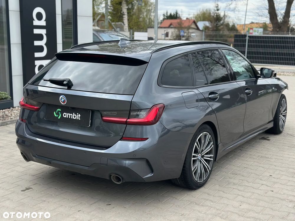BMW Seria 3 318i - 7