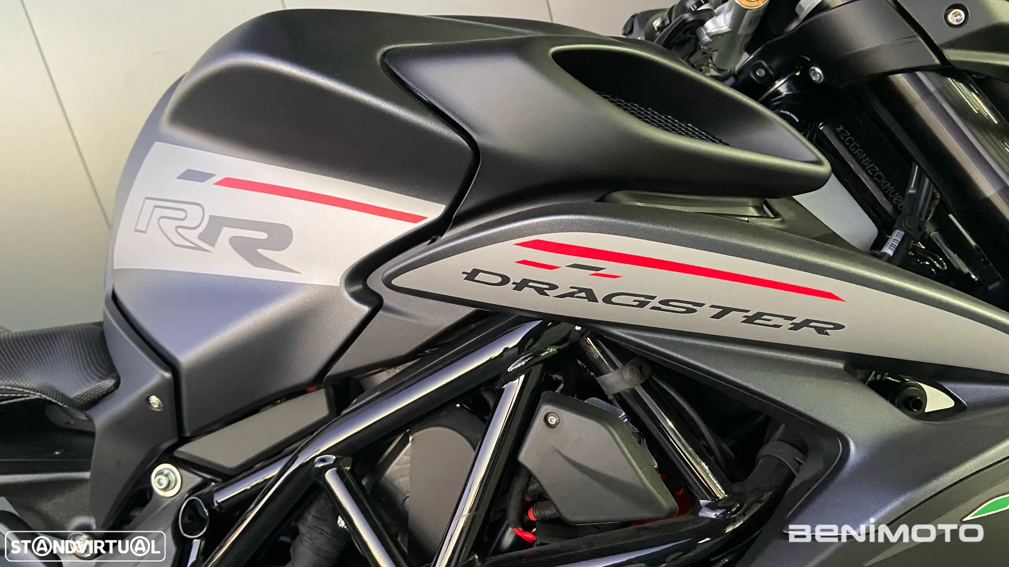 MV Agusta Dragster RR SCS - 14