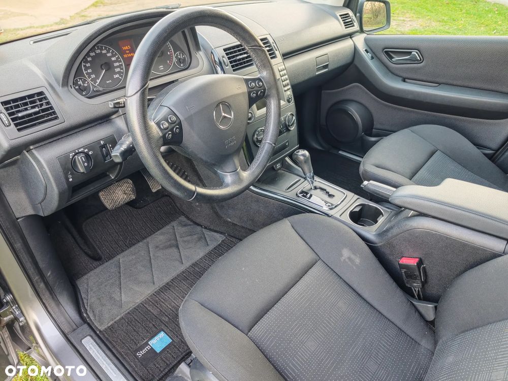 Mercedes-Benz Klasa A 160 Autotronic Elegance - 9