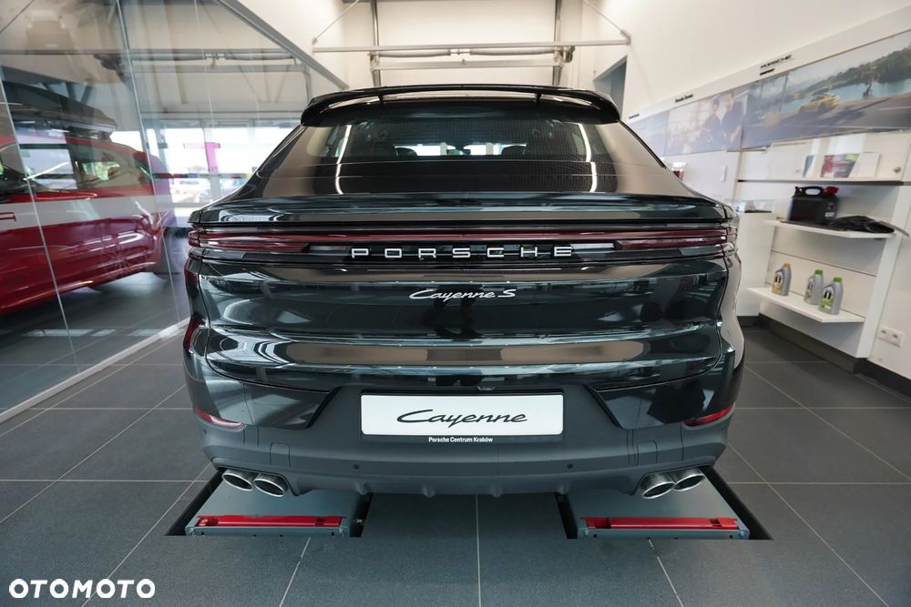 Porsche Cayenne Coupe S - 5