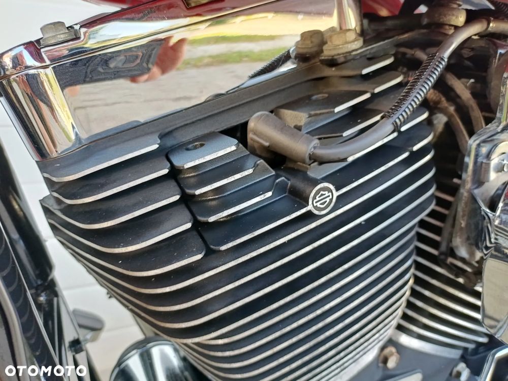 Harley-Davidson Dyna Wide Glide - 30