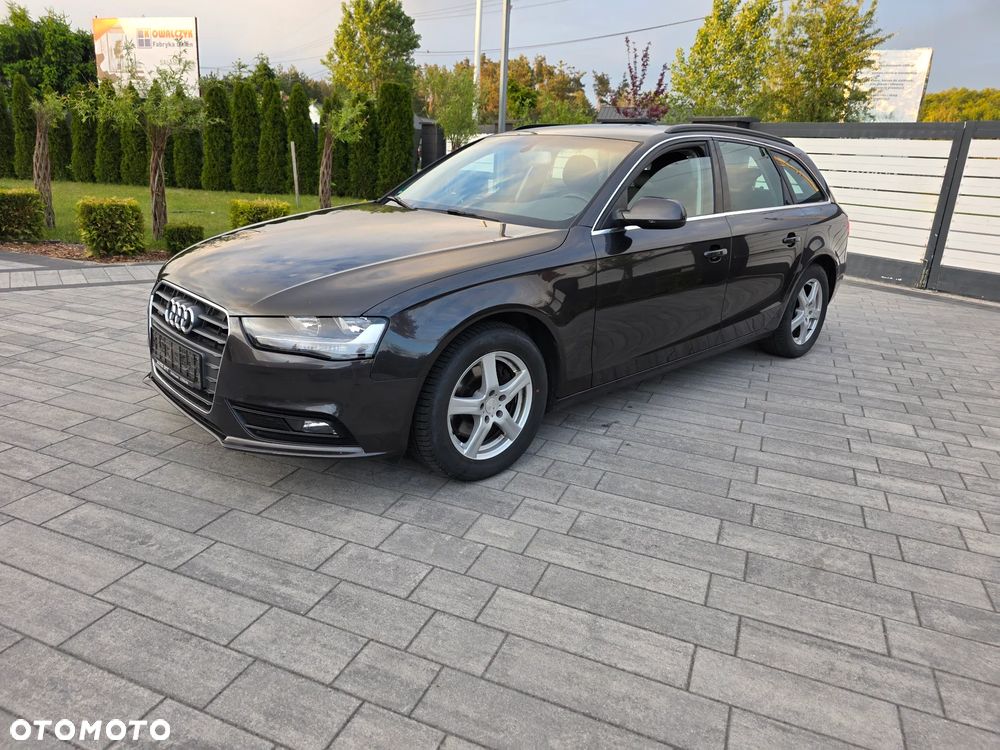 Audi A4 Avant 2.0 TDI DPF quattro S tronic Ambiente - 13