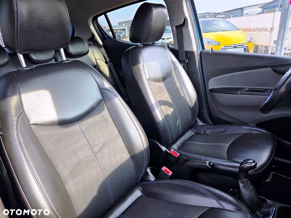Opel Karl 1.0 Cosmo S&S - 36