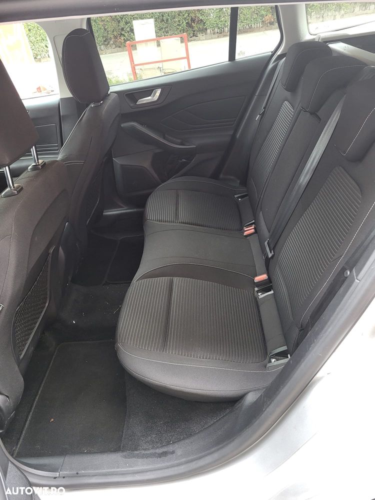 Ford Focus 1.5 EcoBlue Start-Stopp-System Aut. TITANIUM - 10
