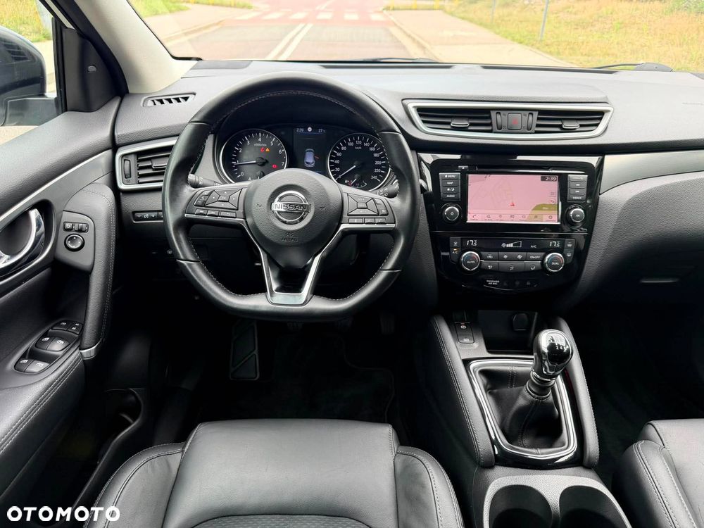 Nissan Qashqai 1.3 DIG-T Tekna - 32