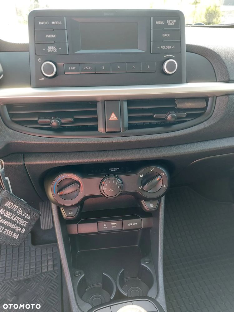 Kia Picanto 1.0 M - 11