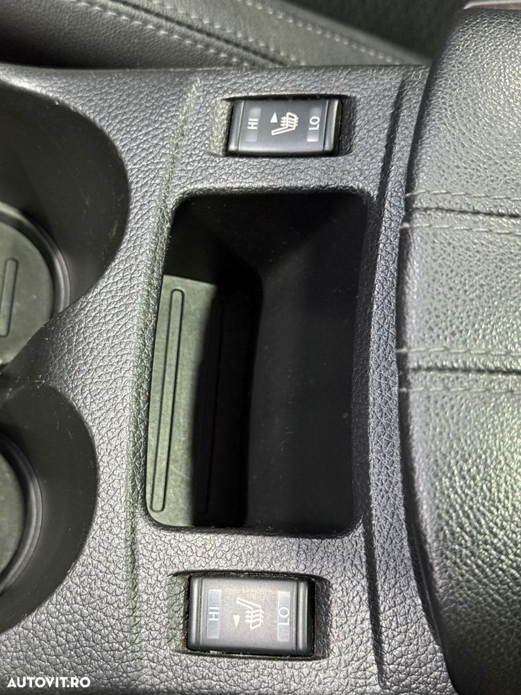 Nissan Qashqai 1.7 dCi Xtronic ALL-MODE 4x4i TEKNA - 17