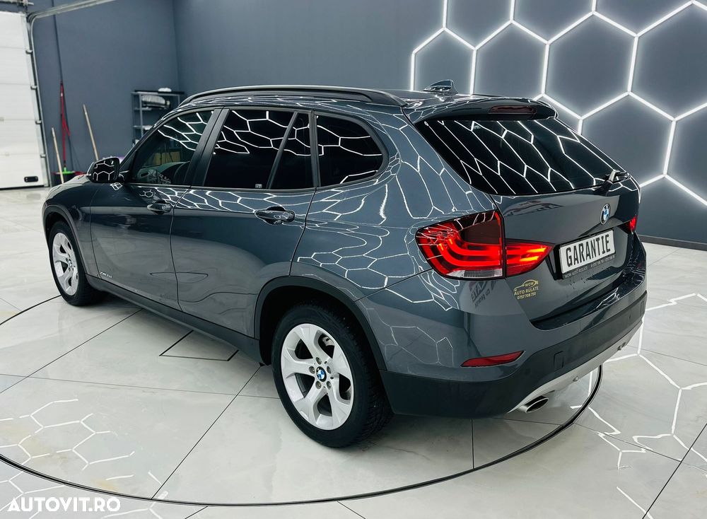 BMW X1 xDrive18d Sport Line - 3