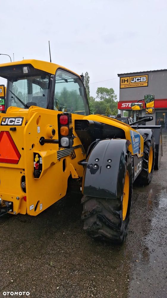 JCB 542-70 Agri - 3