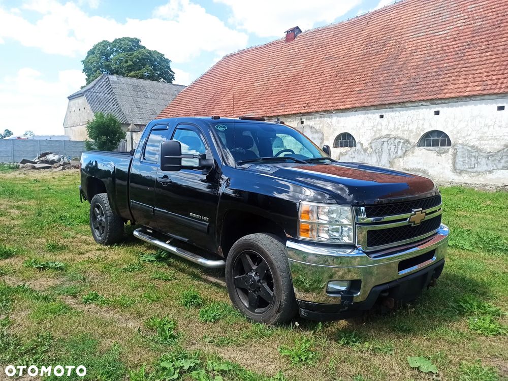 Chevrolet Silverado - 2