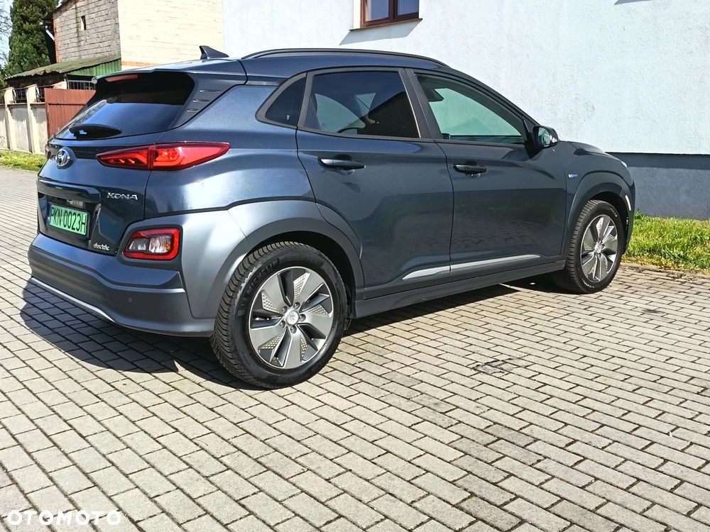 Hyundai Kona Premium - 5