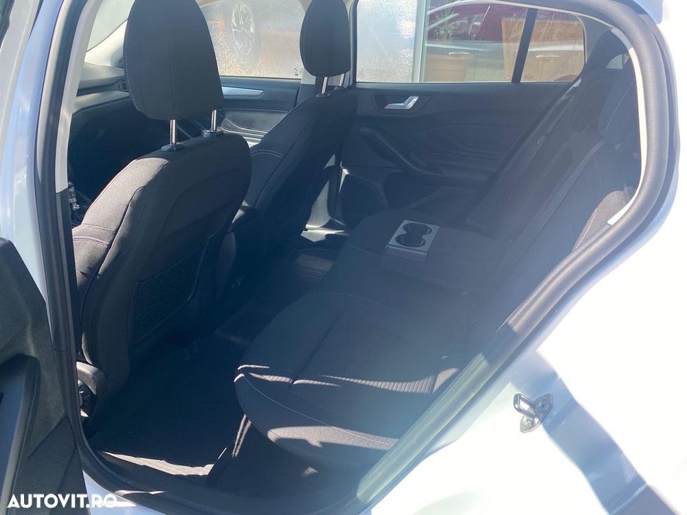 Ford Focus 1.5 EcoBlue Titanium Business - 12