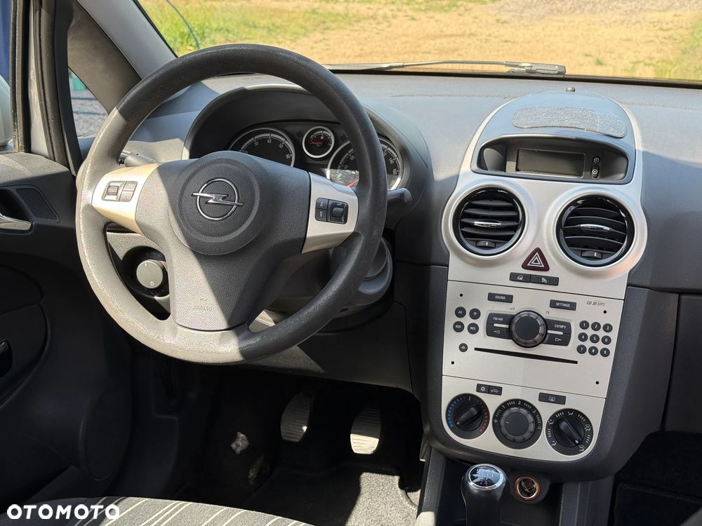 Opel Corsa - 11