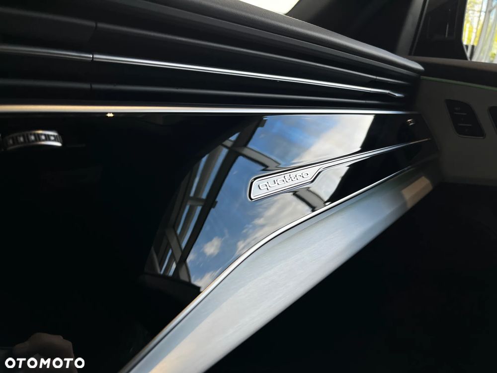 Audi Q8 TFSI e PHEV 290 kW Quattro Tiptronic - 31