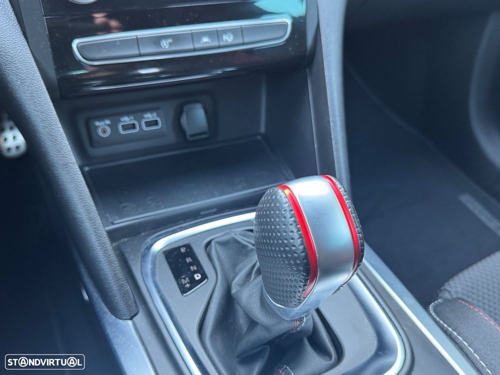 Renault Mégane 1.3 TCe R.S. Line EDC - 11