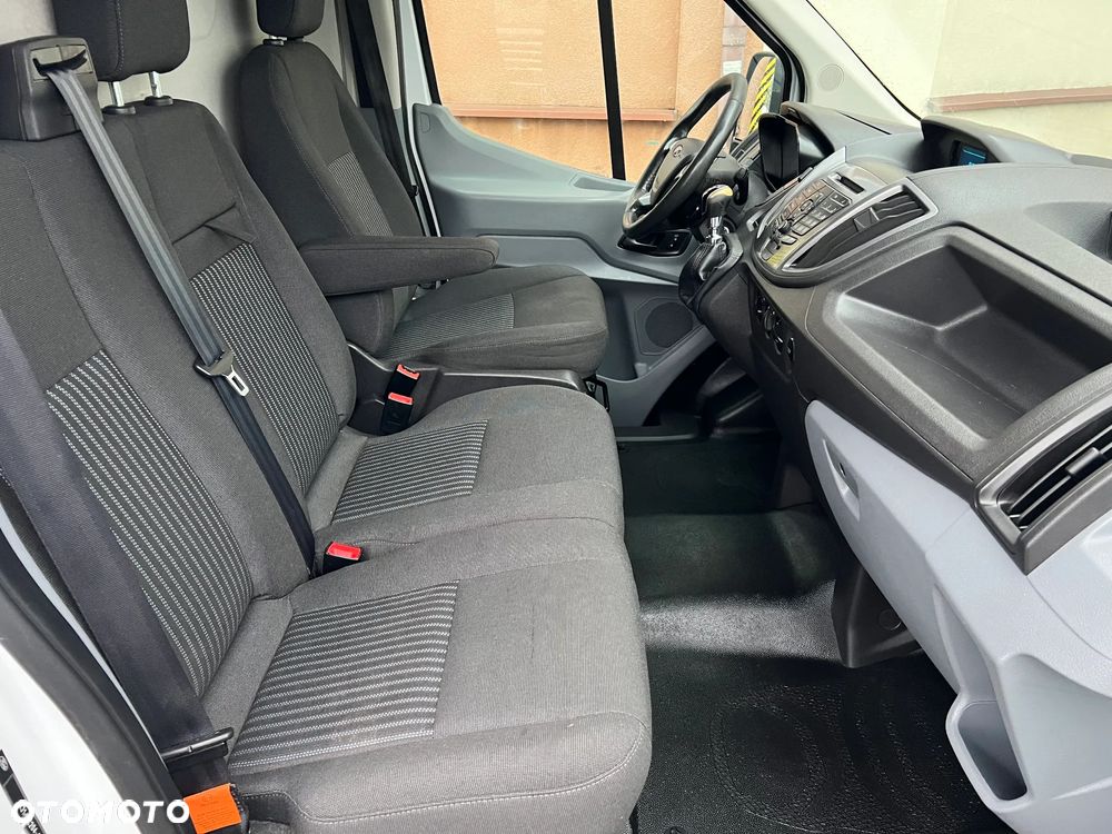 Ford Transit 2,2 L2H2 - 18