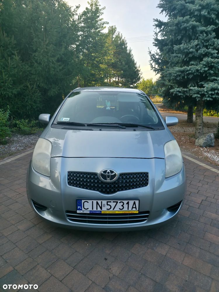 Toyota Yaris 1.3 Sol - 2