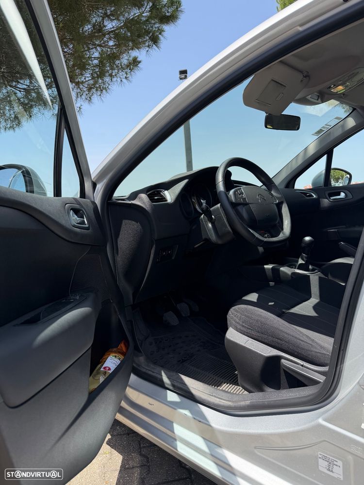 Citroën C4 1.6 HDi SX - 6