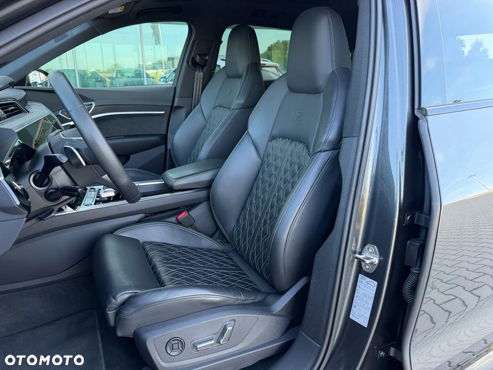 Audi e-tron 55 Quattro S Line - 14
