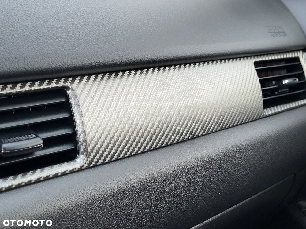 Mitsubishi Outlander - 33