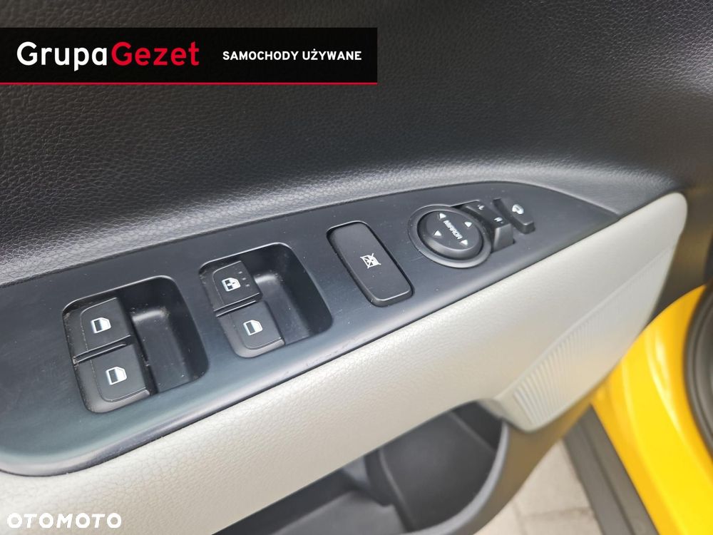 Kia Stonic 1.4 L - 19